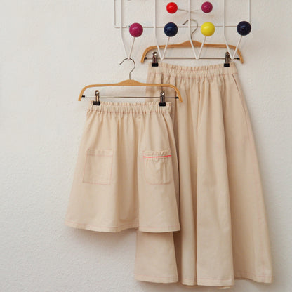 Evi Blouse & Ava Skirt - Summer Love pattern