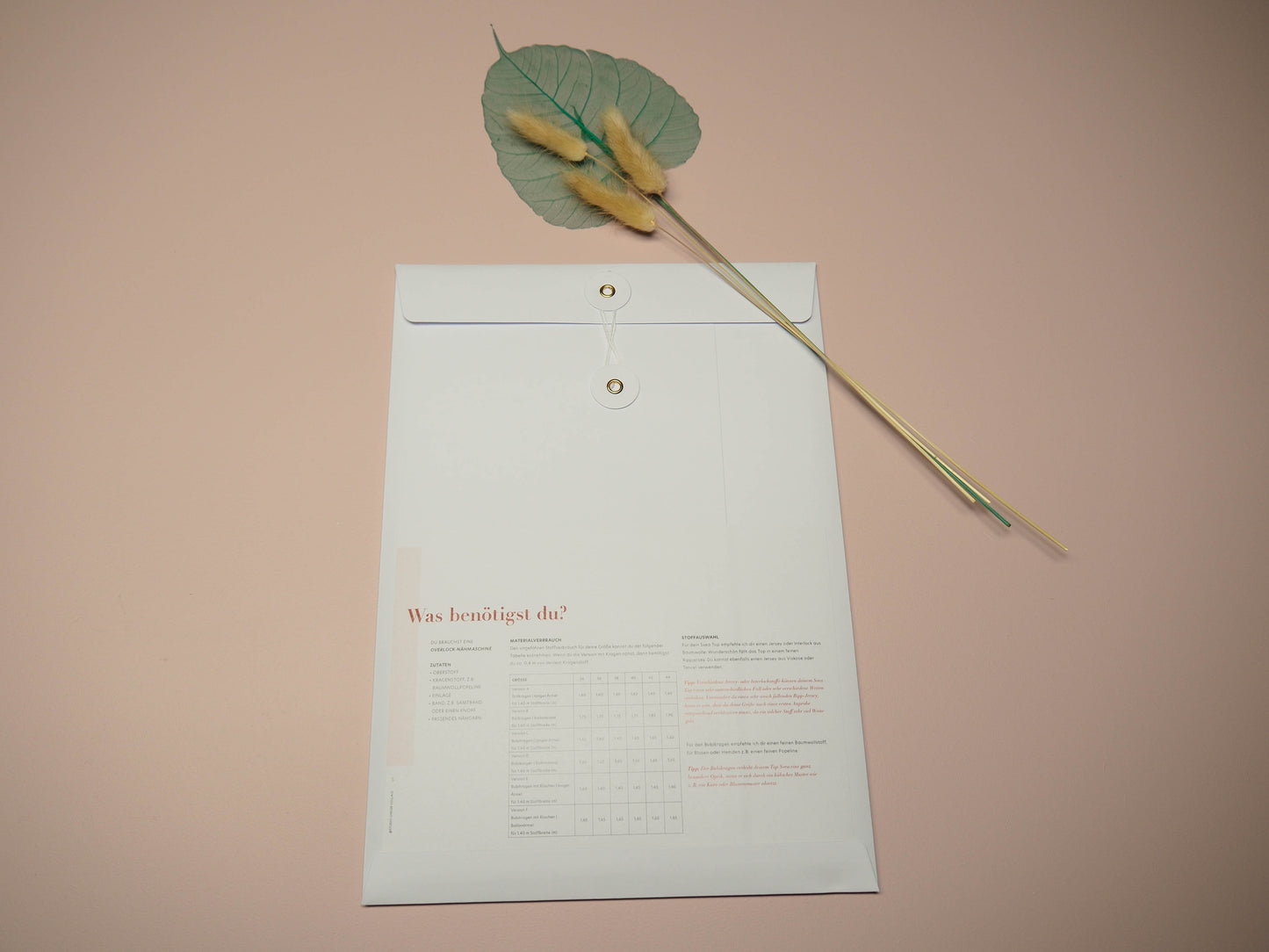 Svea Top 34 -44 Schnittmuster und Anleitung aus Papier