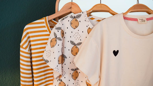 Smile für dich 😊 - Schnittmuster Smile T-Shirt & Kleid – jetzt auch für Damen! 🌞